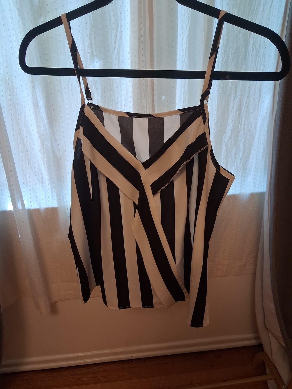 Black and White Striped Sleeveless Cami Top Size S